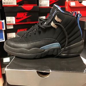 Like new ‘09 Jordan 12.